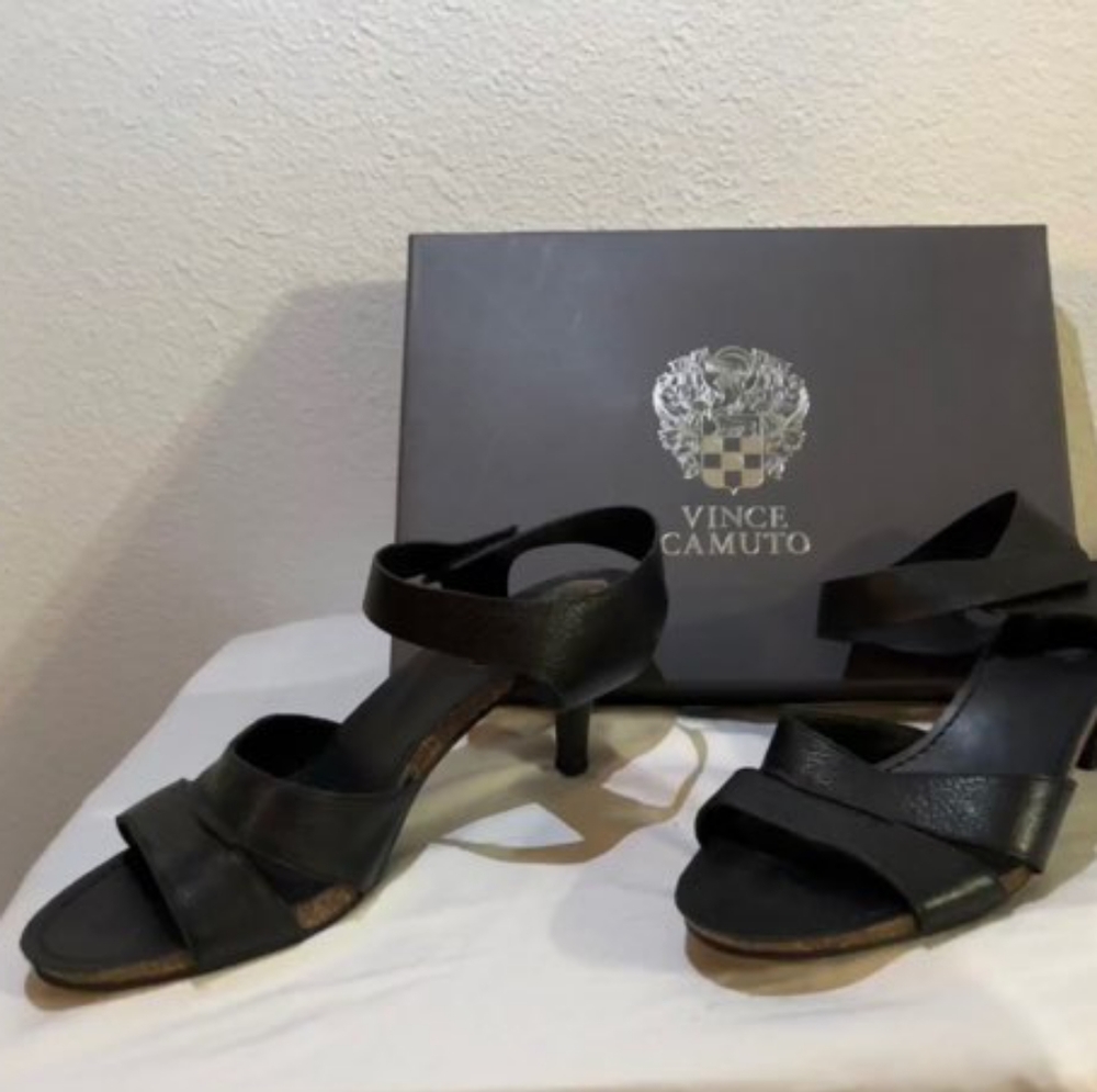 Vince Camuto Sandals
